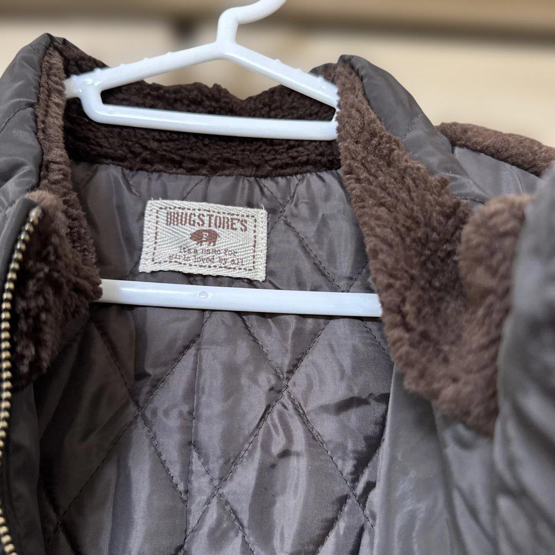 ドラッグストアーズ　ダウンジャケットコート