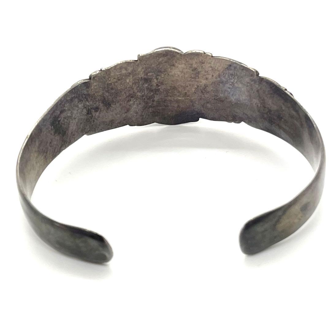 ●NAVAJO・ナバホ族●ターコイズ●アンティーク●シルバーバングル●925