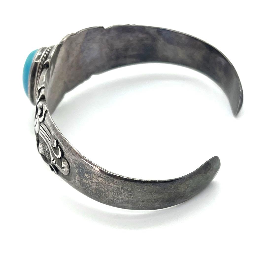 ●NAVAJO・ナバホ族●ターコイズ●アンティーク●シルバーバングル●925