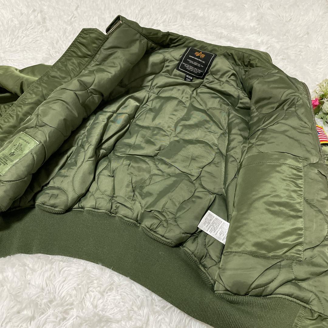 アルファインダストリーズ【M】MA-1風ジャンパー　ワッペン付き　ミリタリ