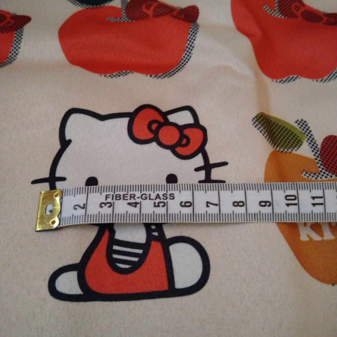 ハローキティ リンゴ　カーテン　　遮光　横向き　アップル　タッセル　りんご　寝室