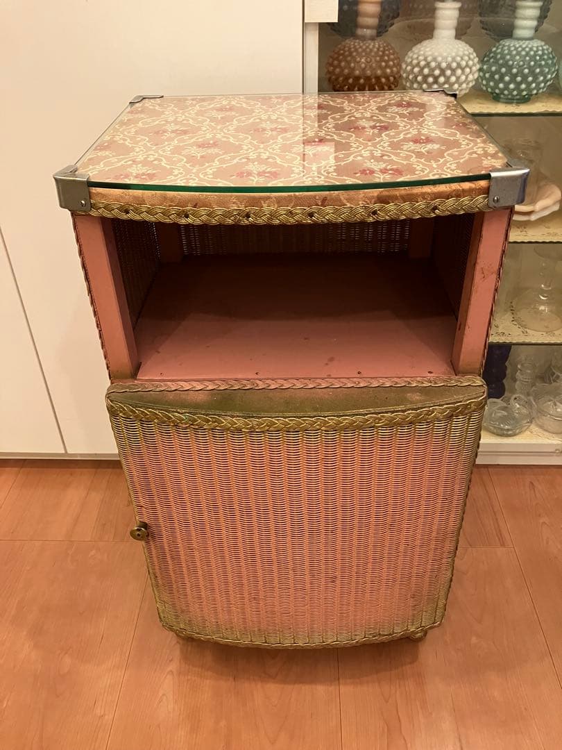 ロイドルーム LLOYD LOOM　ベッドサイドキャビネット　英国アンティーク