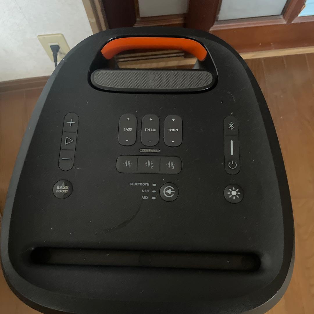 JBL party box 310 別売りのコンセント付属