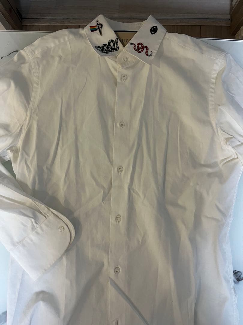 GUCCI グッチの白の長袖シャツ