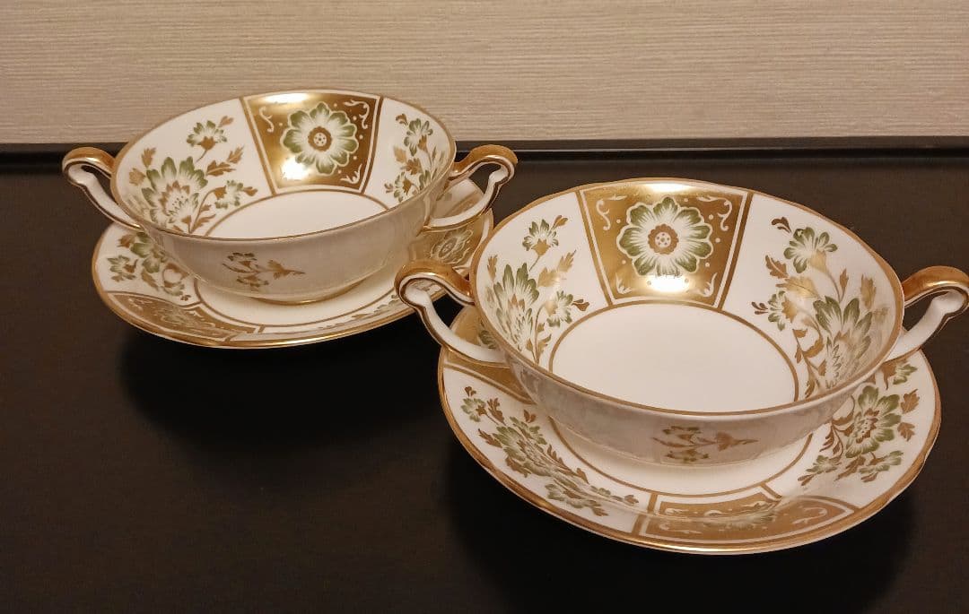 値下げ‼️ロイヤルクラウンダービーパネル グリーン スープカップ＆ソーサー①②