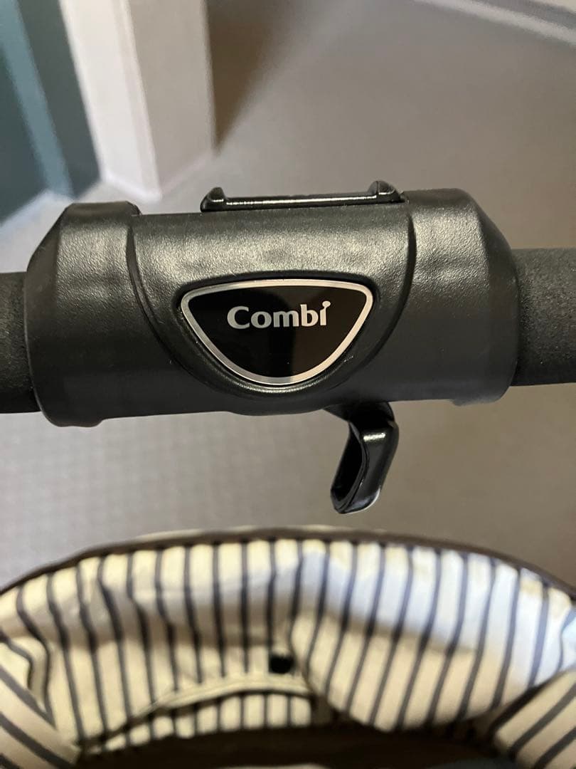 ベビーカー ホワイトレーベル スゴカルα 4キャスcompact エッグショック