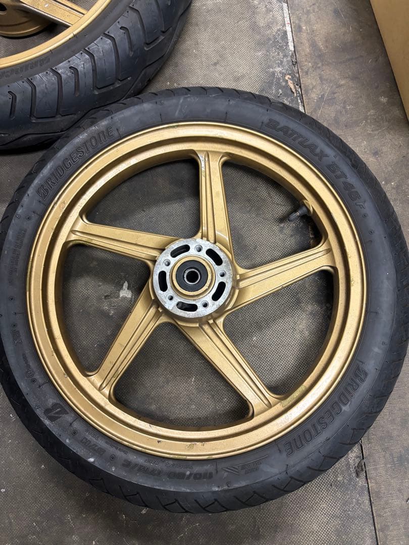 ゼファー400 キャストホイールセット