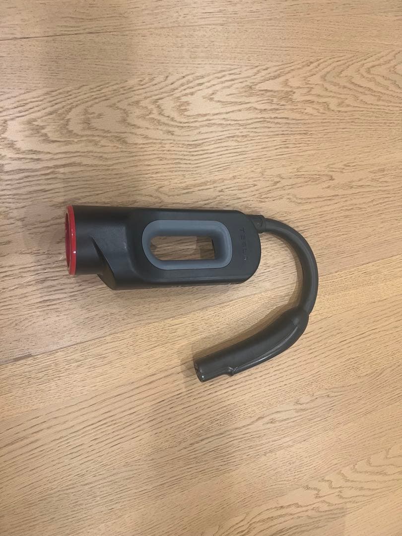 TESLA CHAdeMO(チャデモ) 変換アダプター