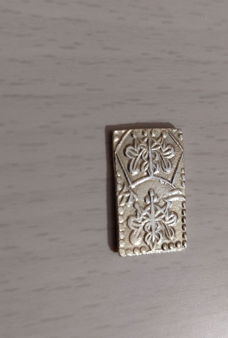 ト*フ様 明治二分金　３.05g　明治二分判金　本物