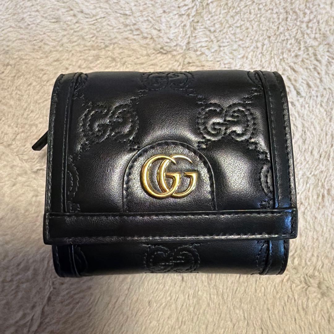 GUCCIコンパクトウォレット