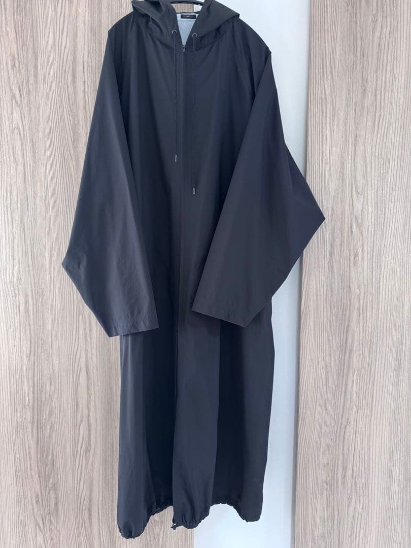 comoli 24ss レインコート　サイズ3