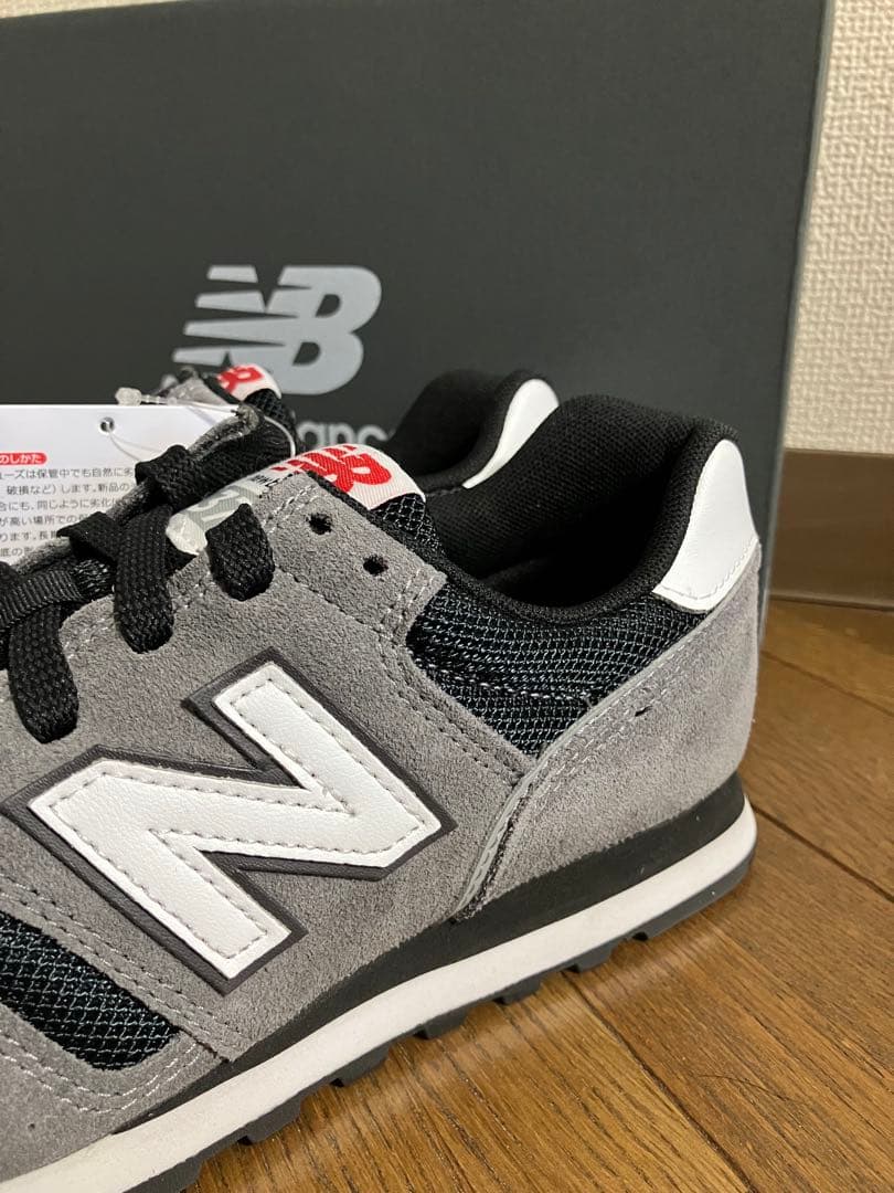 23.5cm ニューバランスML373グレー&ブラックカラー