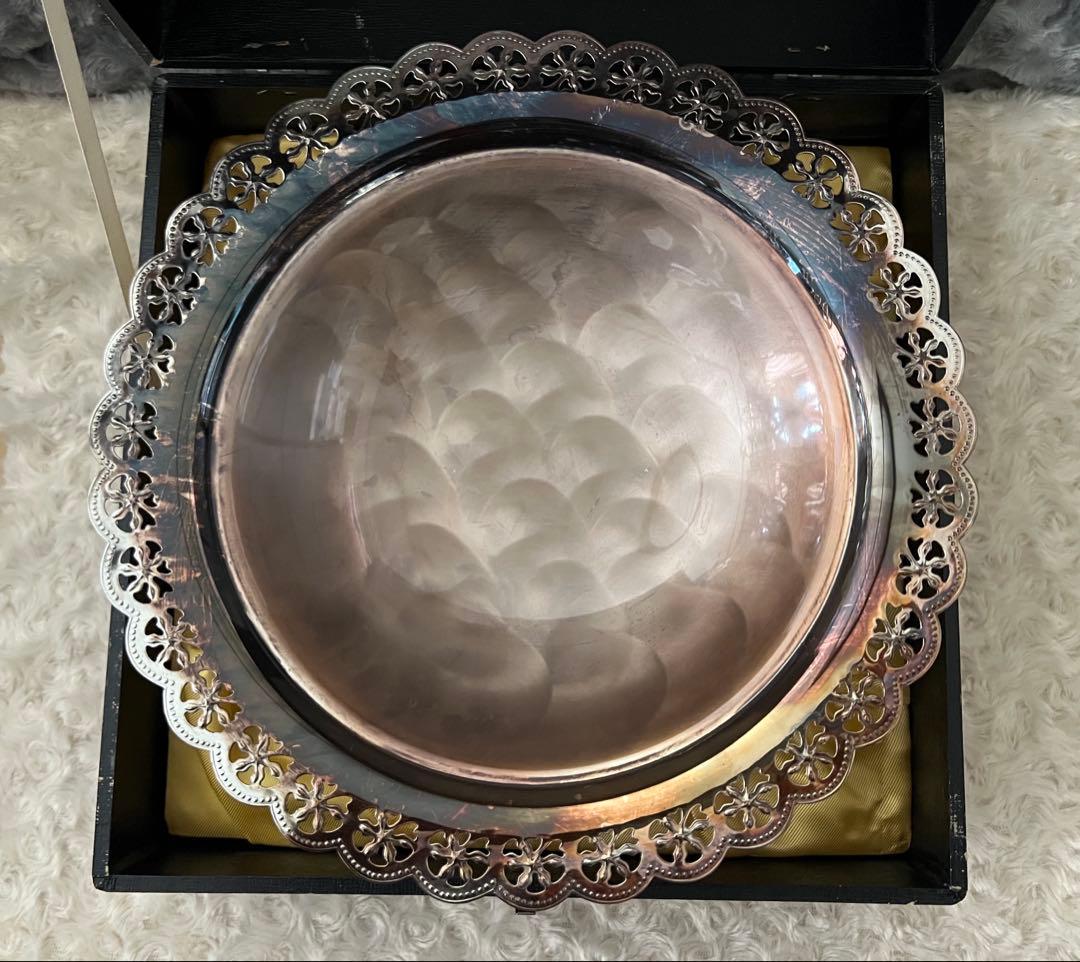 シルバープレート　ハンドフィニッシュ　フルーツスタンド（レース）フルーツ盛り皿