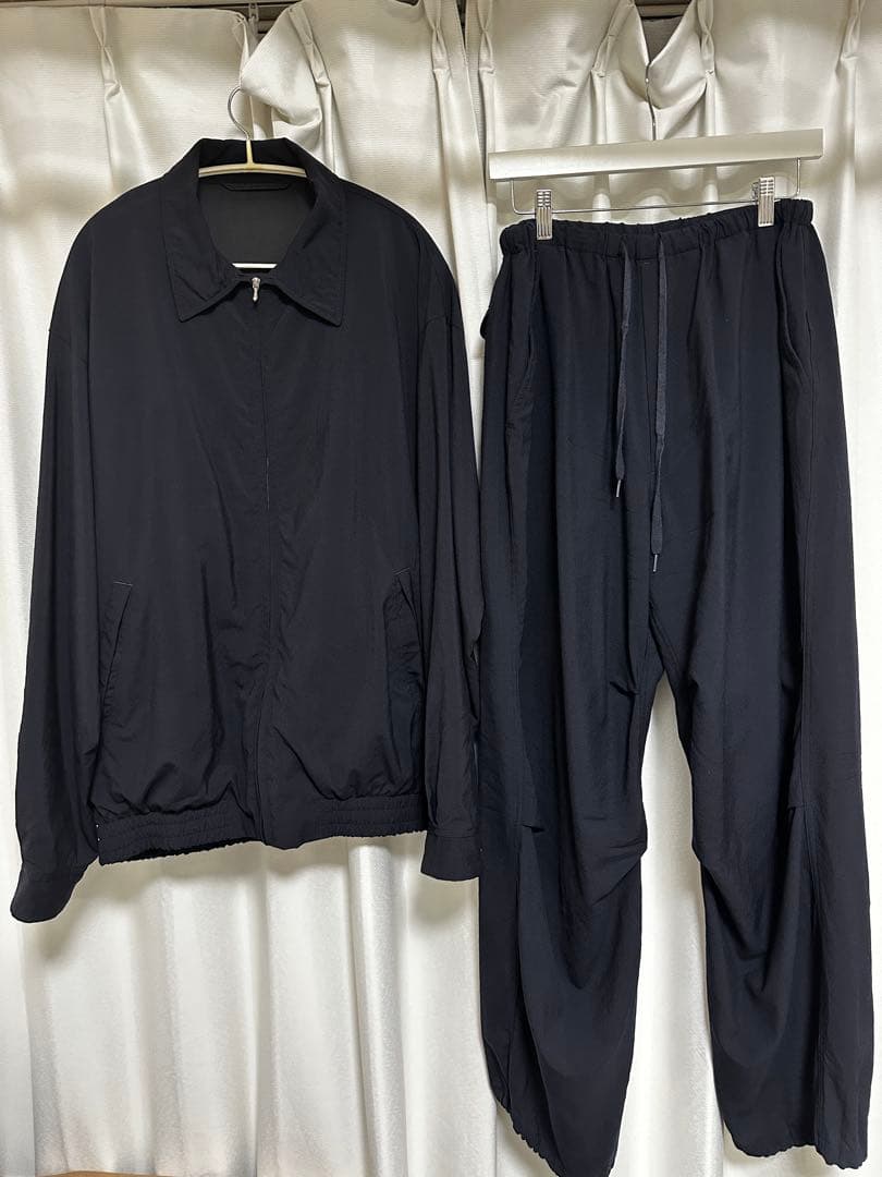 comoli ウールスイングトップ&ニータックパンツ　セットアップ