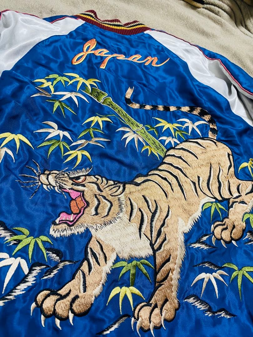 TAILOR 東洋 日本限定 虎 富士 スカジャン ２面用 サテン 芸者