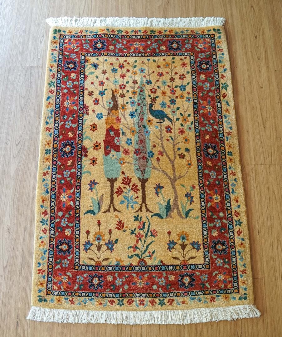 ペルシャ絨毯 バラミン産