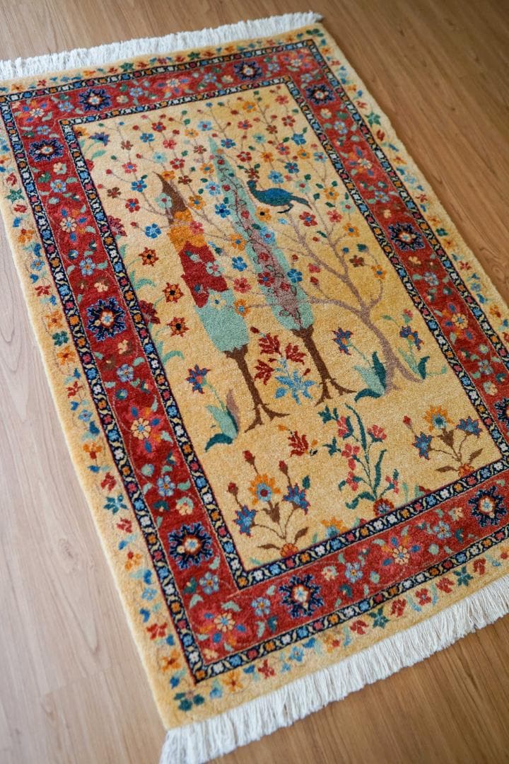 ペルシャ絨毯 バラミン産