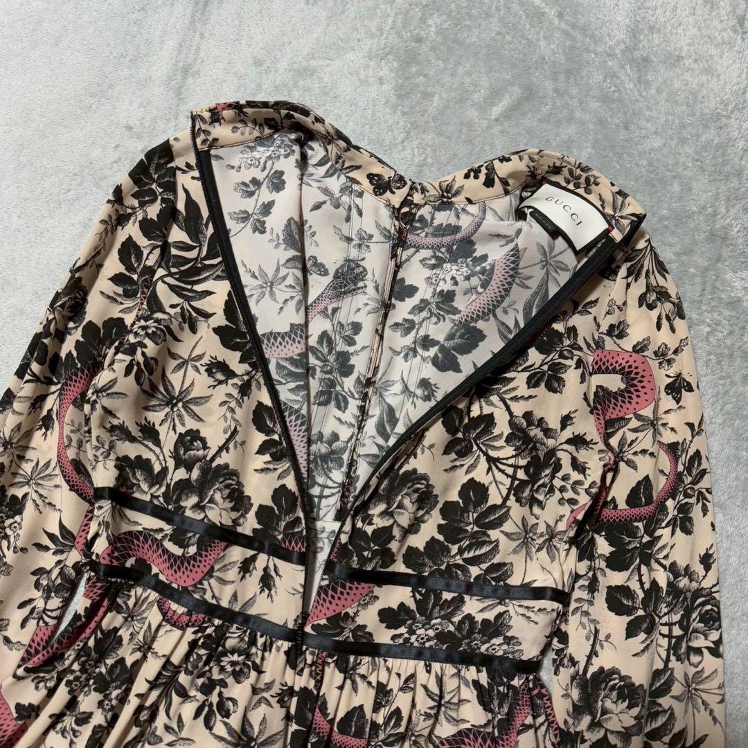 ワンピース GUCCI Flora Snake Print Silk Dress