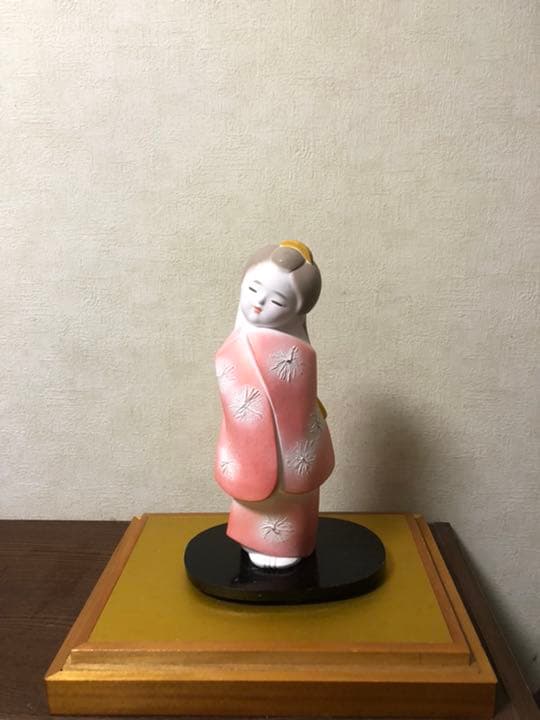 【大特価】日本人形　ガラスケース付き