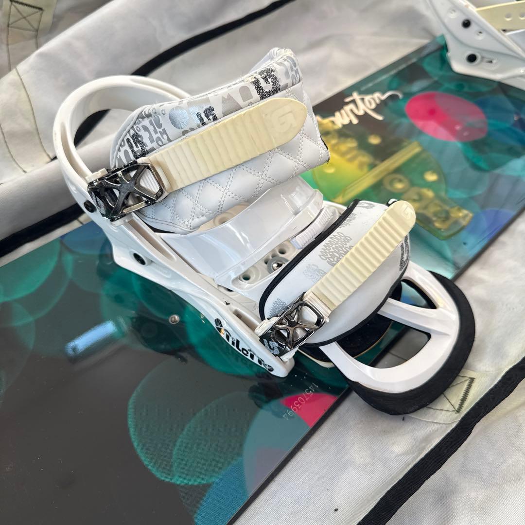 Burton スノーボードバッグとバインディングセット