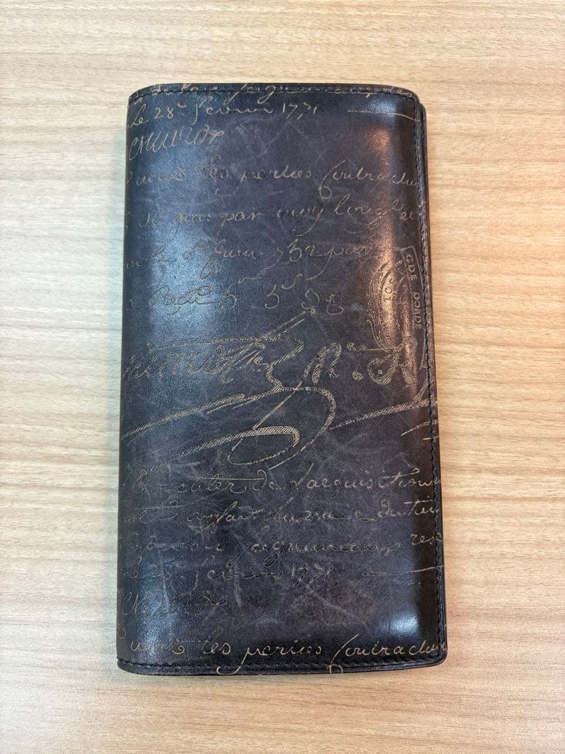 Berluti サンタル　フラップロングウォレット