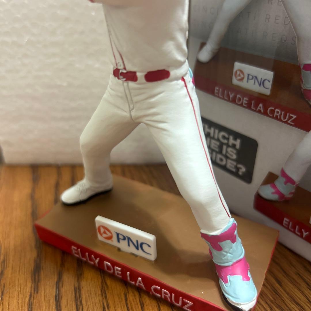 ELLY DE LA CRUZ ボブルヘッド