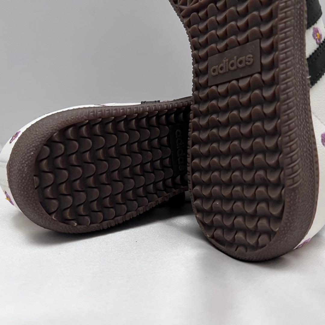 ◇極美品・23.5cm◇アディダス　サンバ OG 花柄刺繍モデル ホワイト