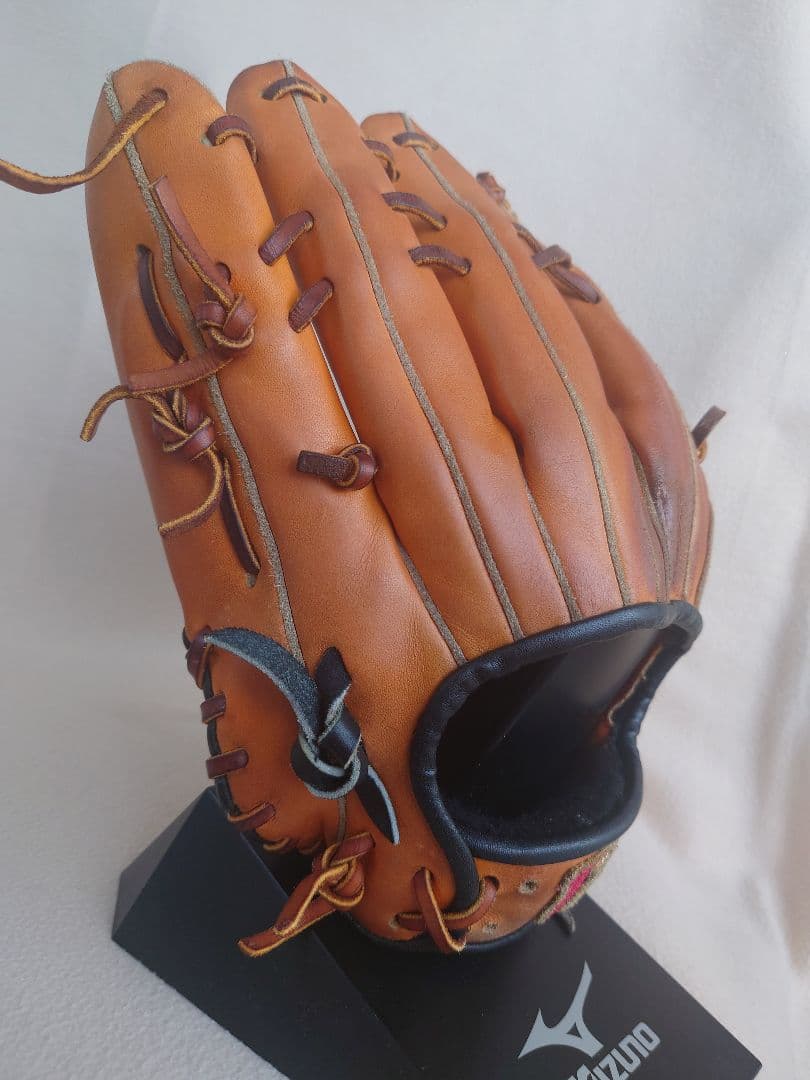 ク*シ様 NPB プロ支給品　外野手用グローブ　 元東京ヤクルトスワローズ　畠山