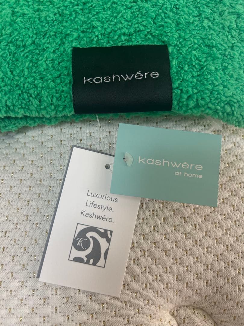 kashwere ハーフブランケット　新品タグ付き