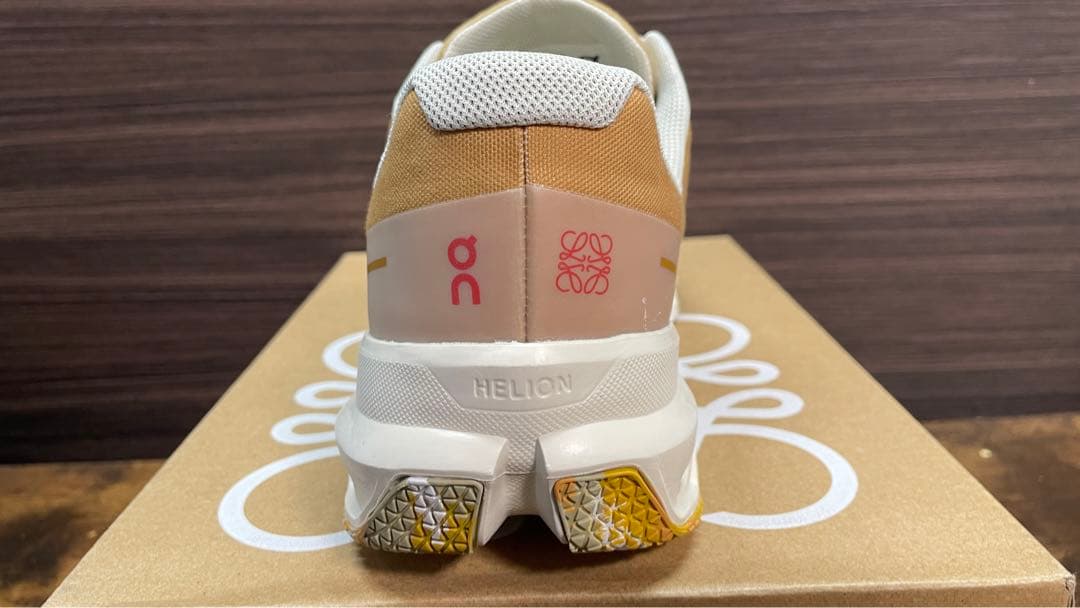 Loewe ロエベxOn クラウドベンチャーサイズ44 スニーカー