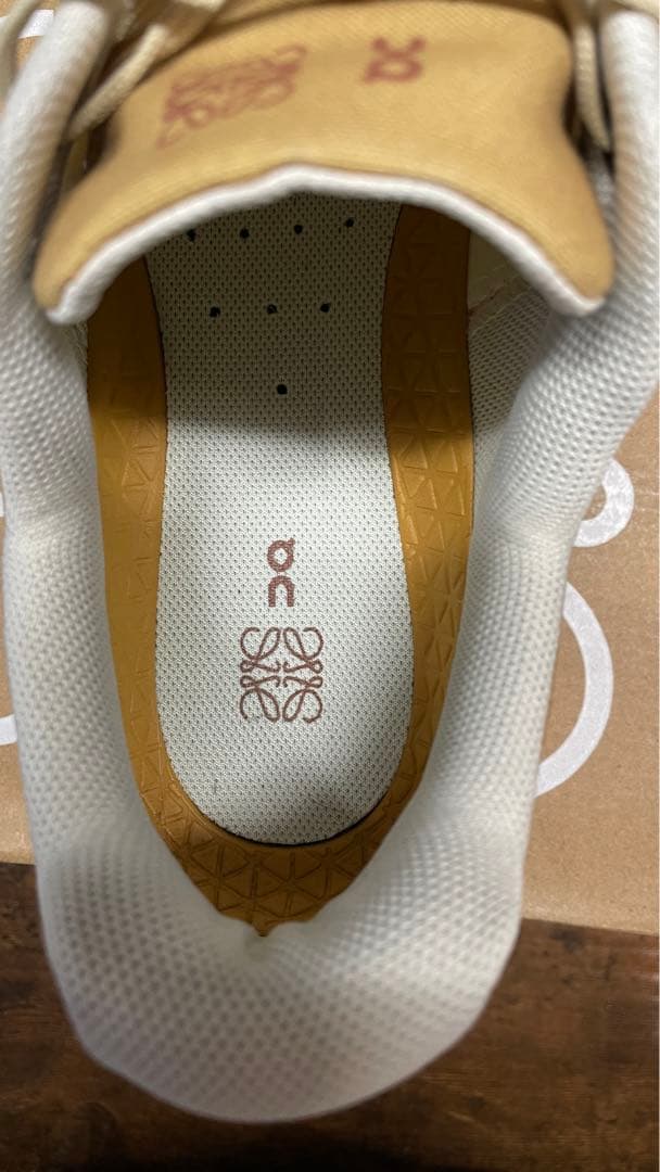 Loewe ロエベxOn クラウドベンチャーサイズ44 スニーカー