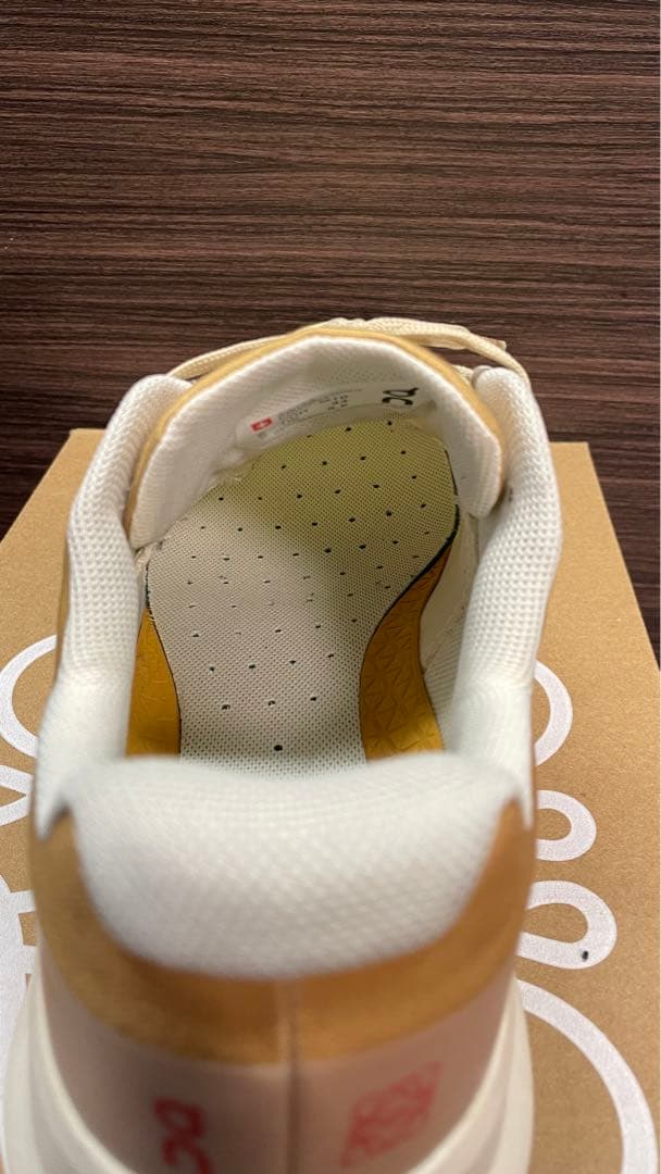 Loewe ロエベxOn クラウドベンチャーサイズ44 スニーカー