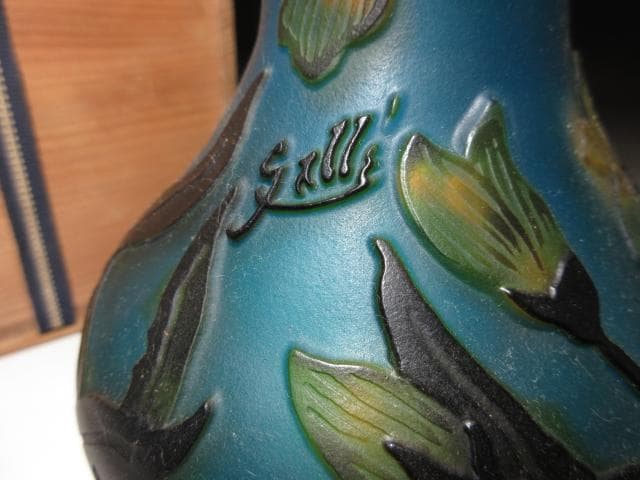 欧州 EmileGalle エミール・ガレ ガラス花瓶／クレマチス図／木箱入り