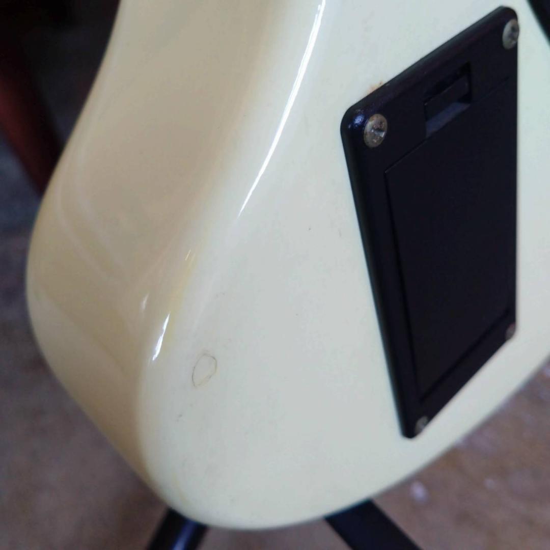 Fernandes　PIE-ZO　ピエゾー　アンプスピーカー内蔵ベース