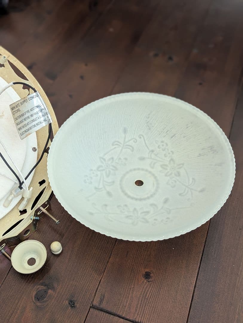 フランス ヴィンテージ 円形 レリーフガラス シーリングライト 照明