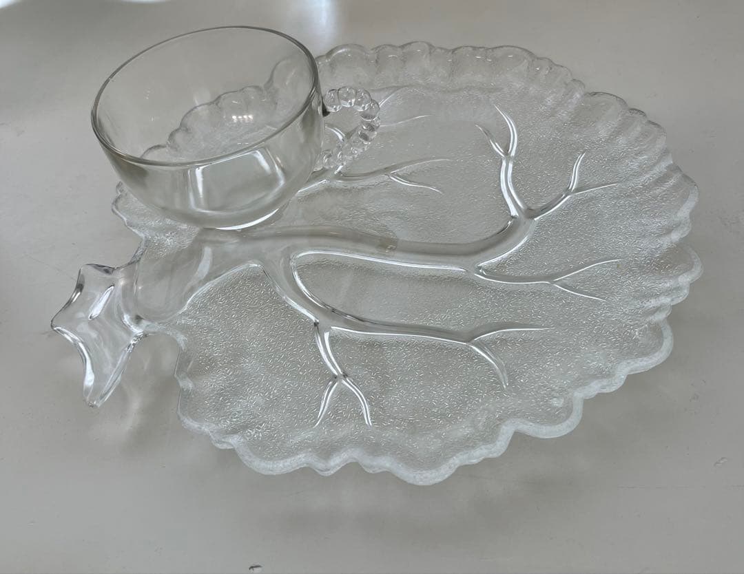 アメリカ ヴィンテージ ガラス リーフプレート カップ 3セット＋プレート1枚