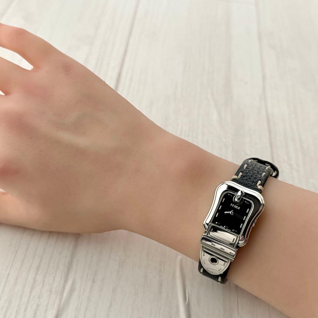 ☆箱付き☆ 555 フェンディ FENDI 新品電池 ブラック クォーツ