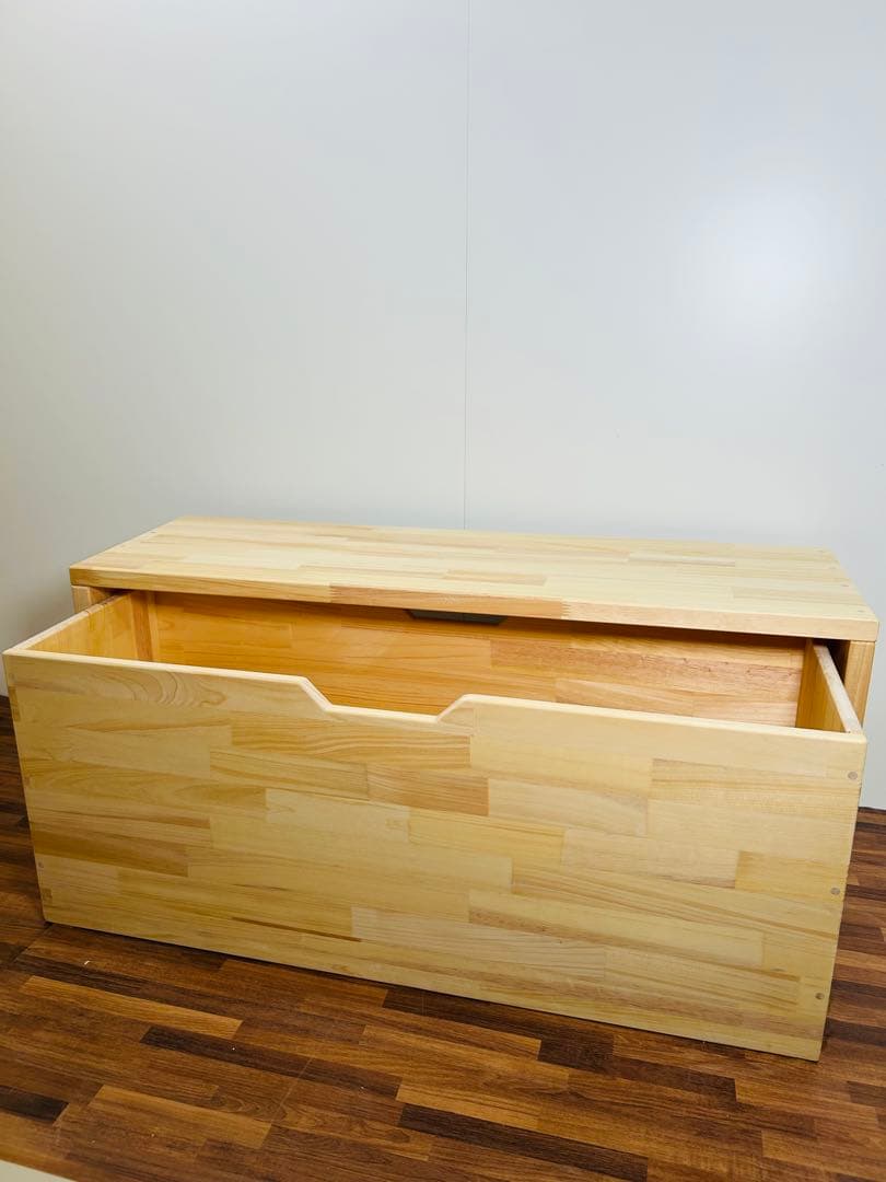 おもちゃ箱　キャスター付き