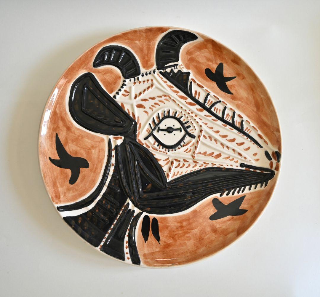 パブロ・ピカソ 陶器絵皿 【山羊の横顔】サイン入り（162/200）鑑定書付