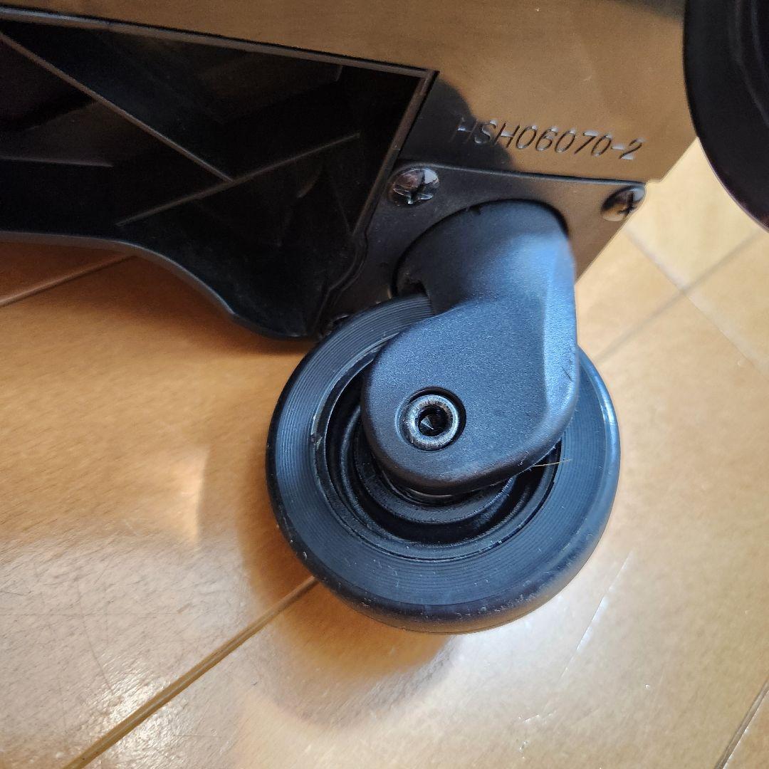 【超美品】スワニー　キャリーバッグ　クレーぺ　黒　ストッパー機能