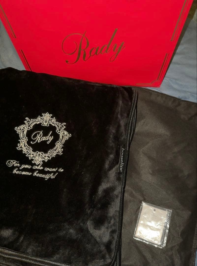 【新品未使用】Rady シルキーモイスト ブランケット 140×200