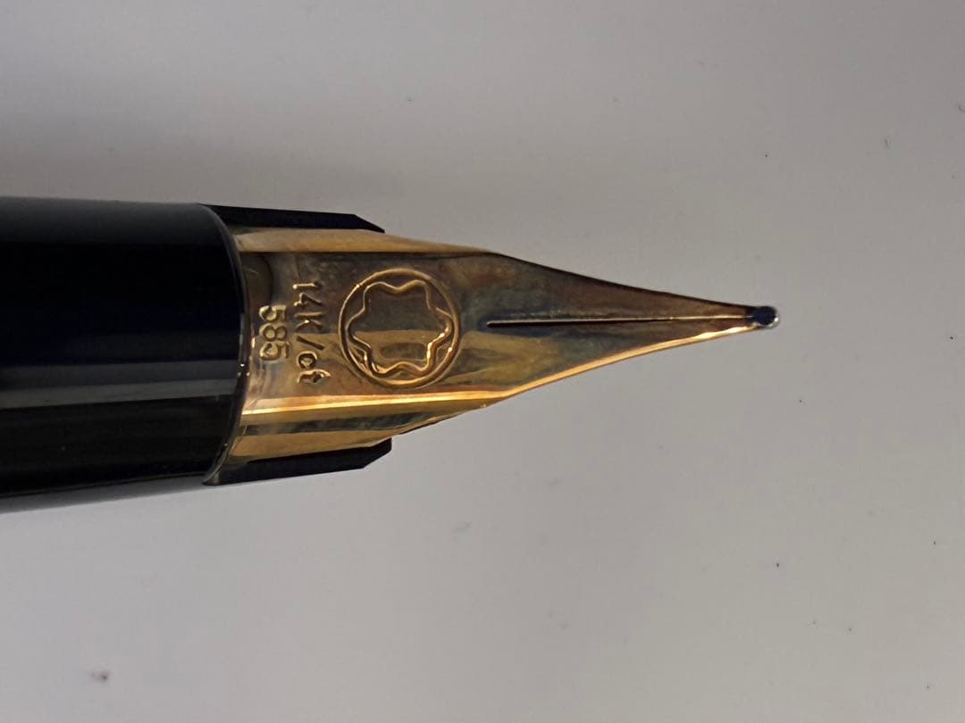 Mont Blanc 万年筆とボールペンセット