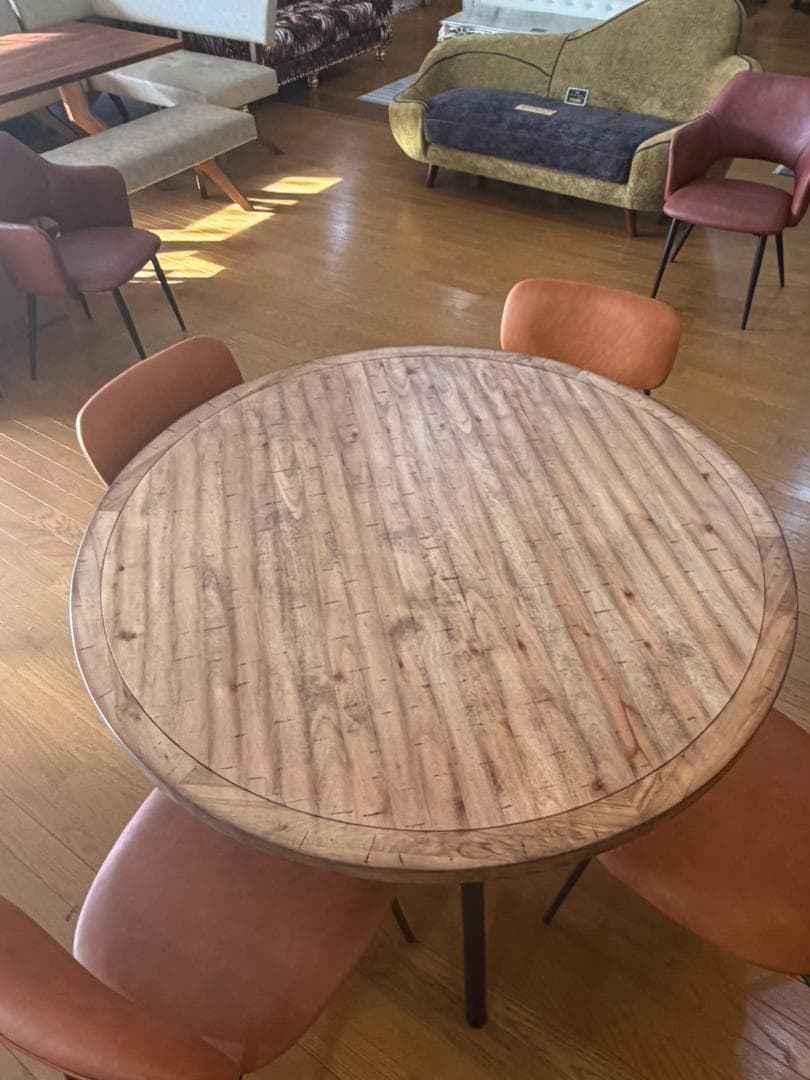 ヴィンテージスタイル 円形ダイニング5点セット 合皮チェア