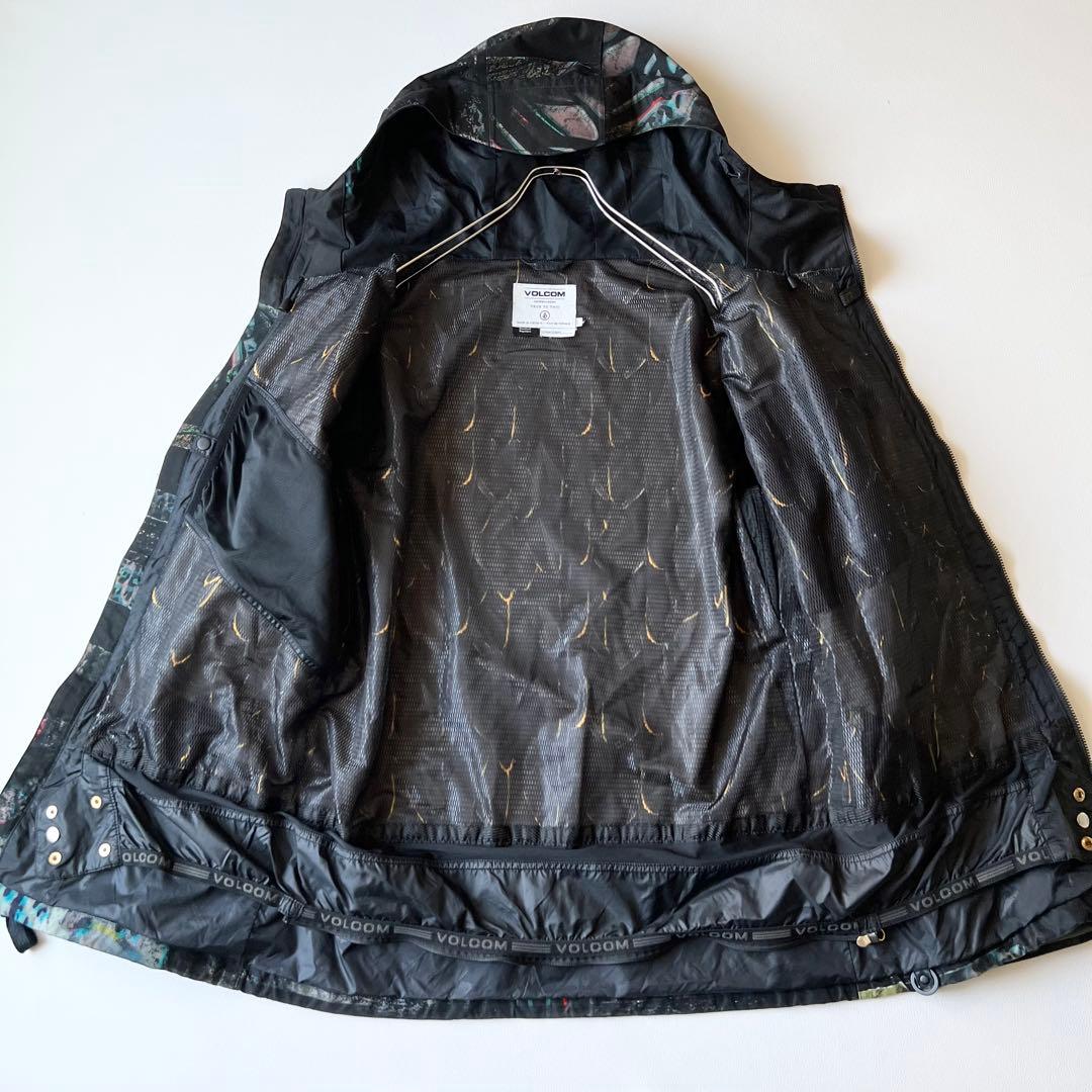 3288【美品】ボルコム　ジャケット 総柄 ボーダー アニマル柄　L 黒