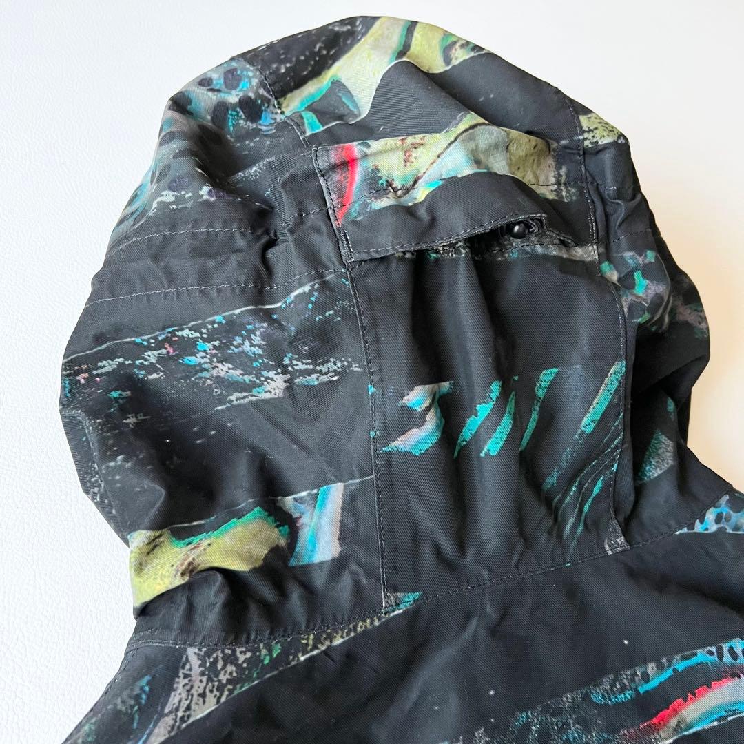 3288【美品】ボルコム　ジャケット 総柄 ボーダー アニマル柄　L 黒