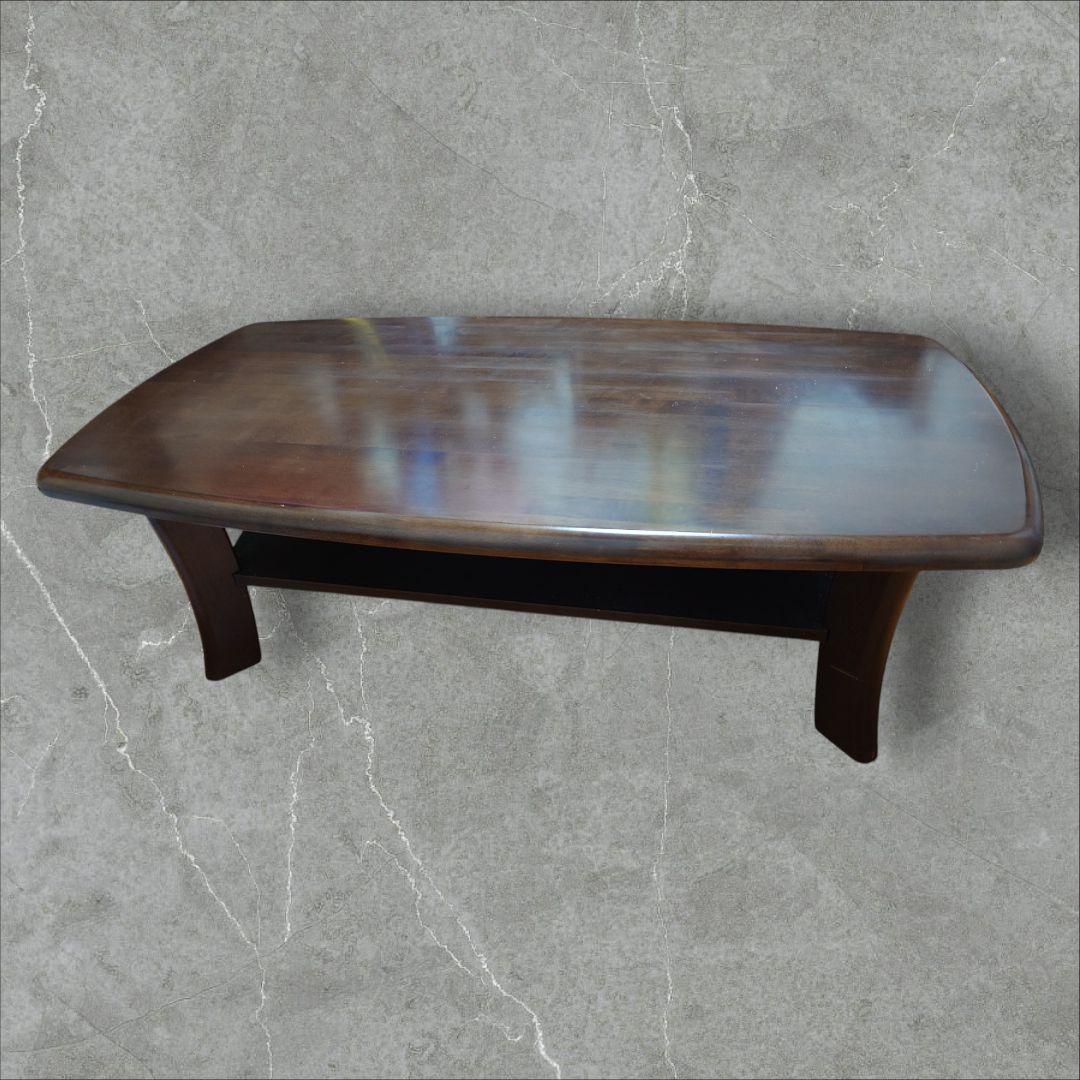 大き目なセンターテーブル