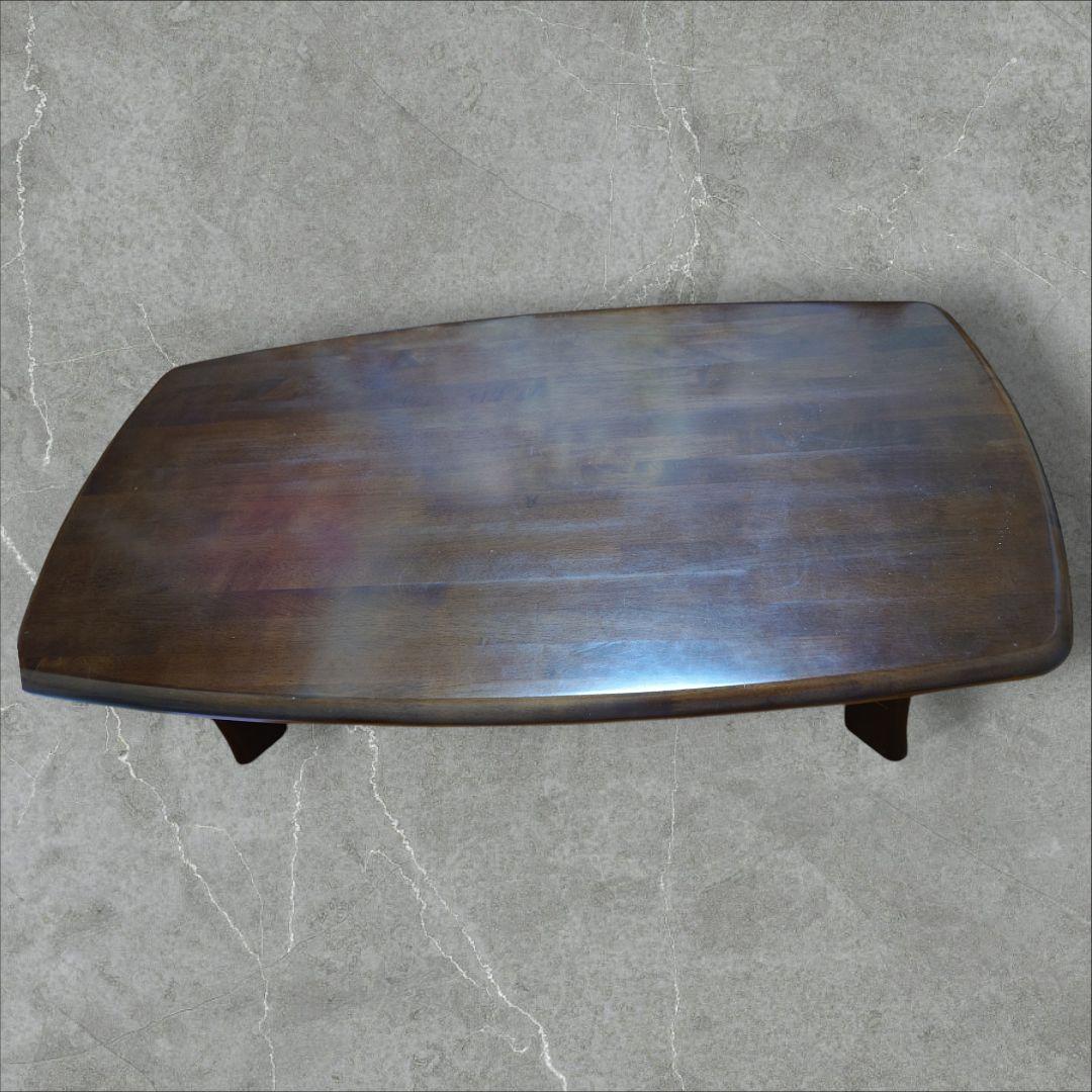 大き目なセンターテーブル