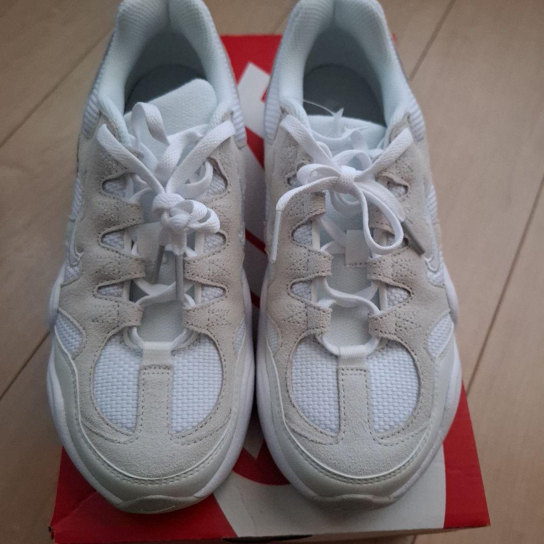 Nike ホワイト スニーカー