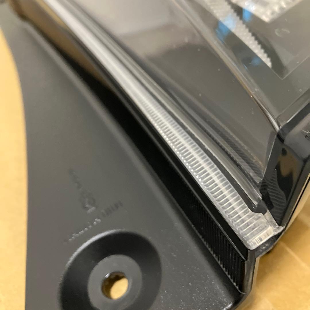 NBOX　カスタム　JF3　右テール　純正　N-BOX　ICHIKOH　D186