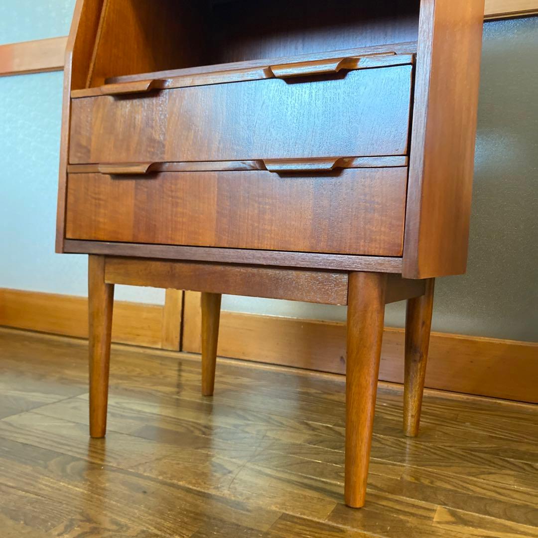 可愛い】ライティングテーブル　蛇腹扉　レトロ